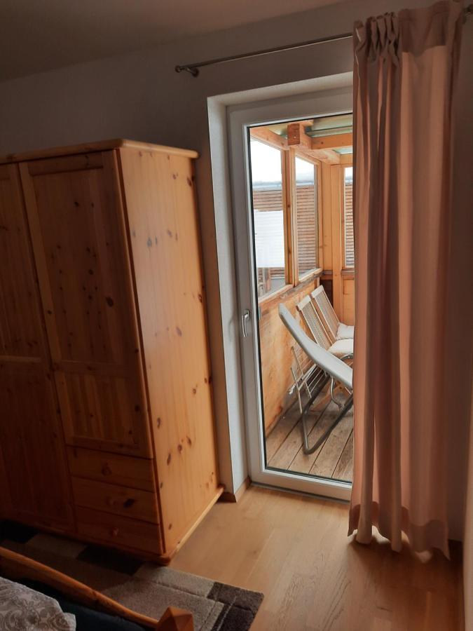 Apartments Am Burggraben 洛伊塔施 外观 照片